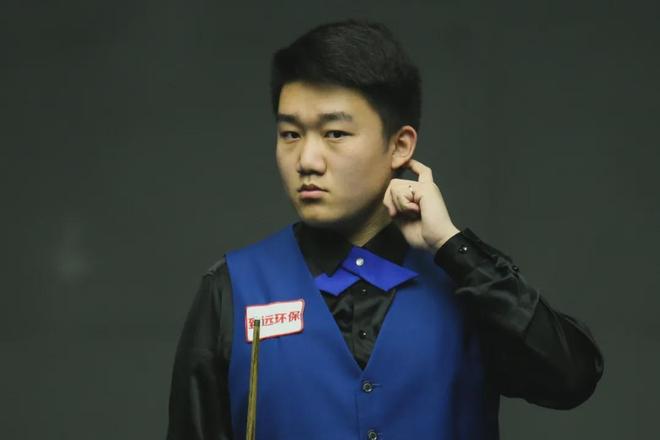 了令人瞩目 了令人瞩目