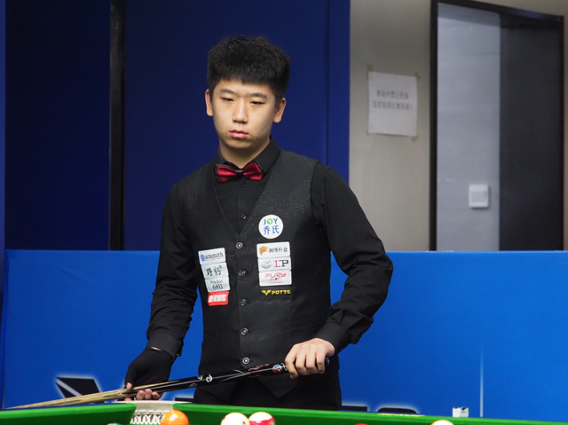 效力德国国 效力德国国