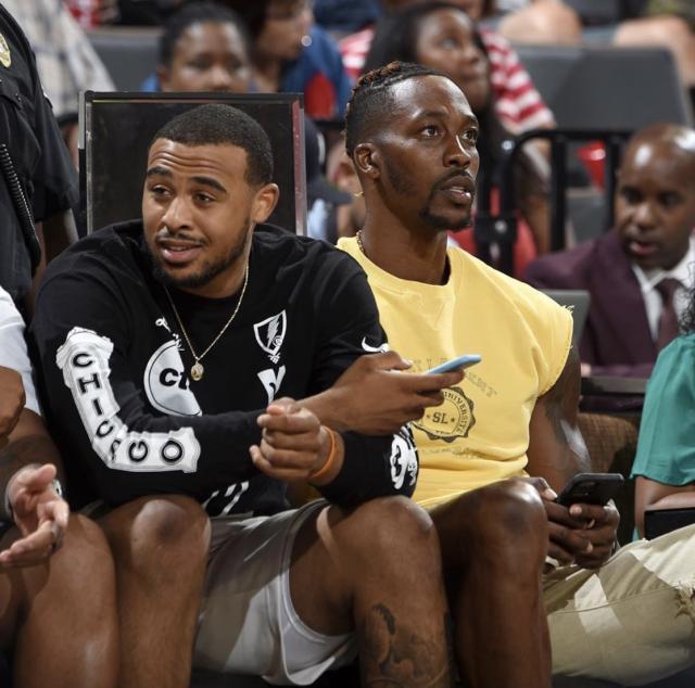 同时代功勋 同时代功勋