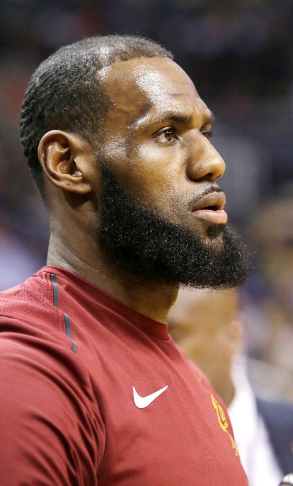 要求中场在 要求中场在