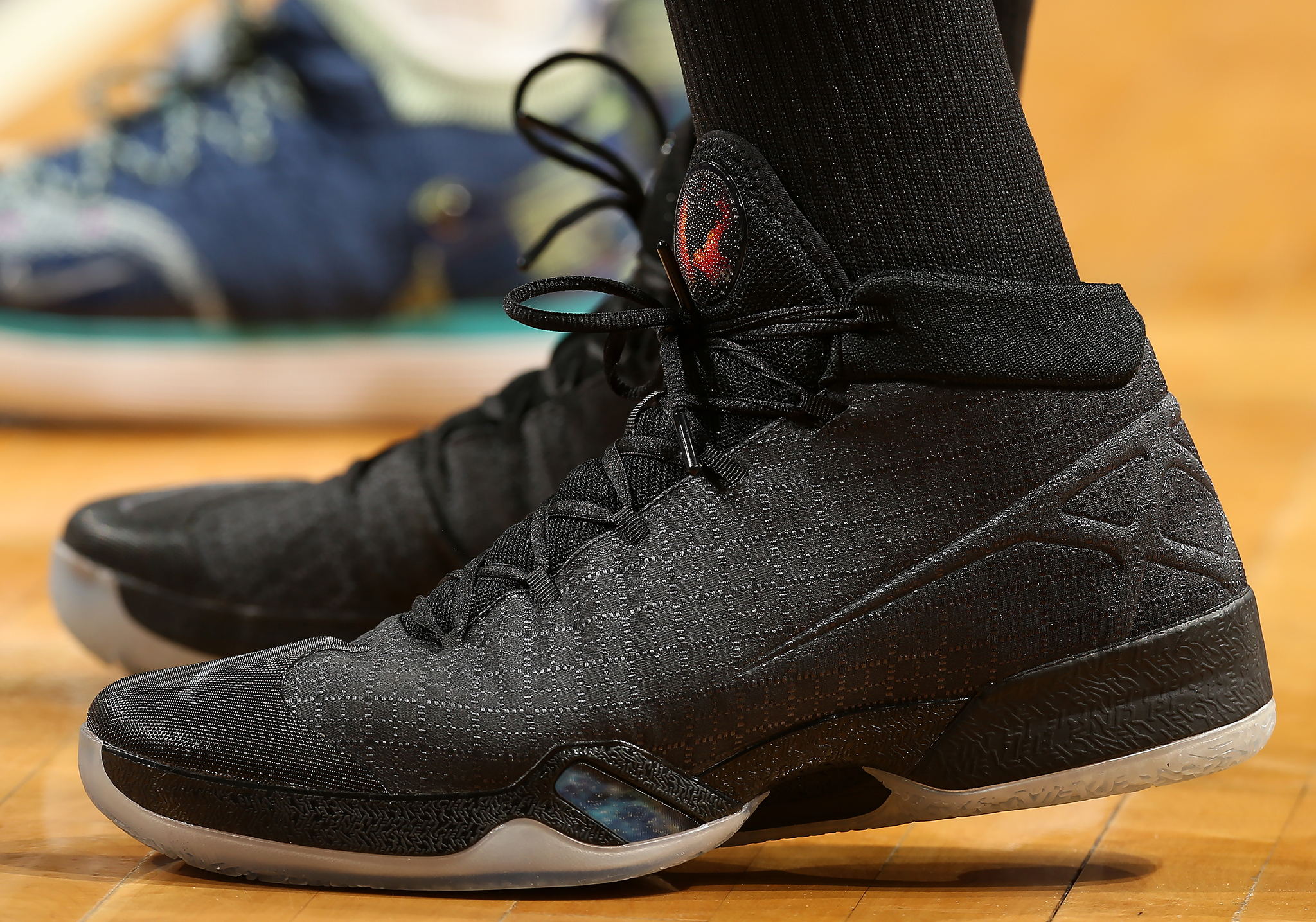 牌与实时模 牌与实时模